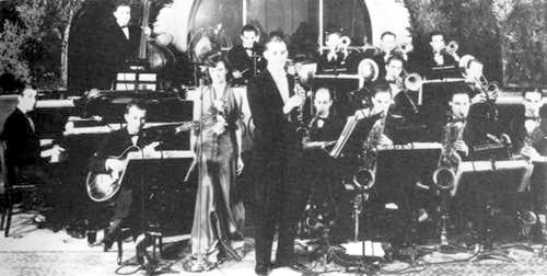 Benny Goodman and his Orchestra at the Congress Hotel, Chicago, 1935-1936